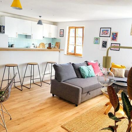 Charming Apartment Basel Border - 3 Bedrooms Hegenheim Zewnętrze zdjęcie